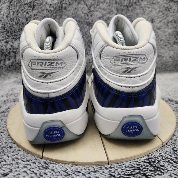 Reebok Panini Question Mid Prizm White Blue Basketball HQ1097 Men’s Size 9 - Picture 7 of 9